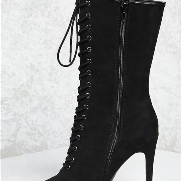 Black heel boots - Picture 4 of 4